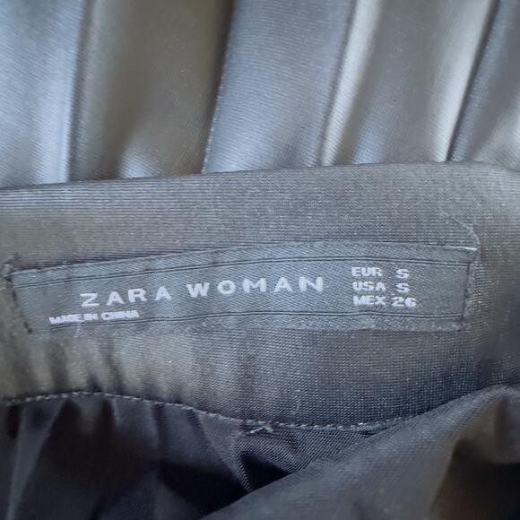 Zara Woman Black Pleated Faux Leather Midi Skirt Size Small Knife Pleat A-Line - Picture 11 of 13